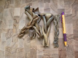 Kameel vlecht 15cm 100 gram